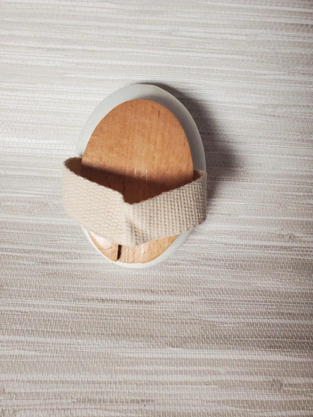 Long Wood Bath Body Cream Skin Lotion Applicator Back Shower Brush Massager Pads